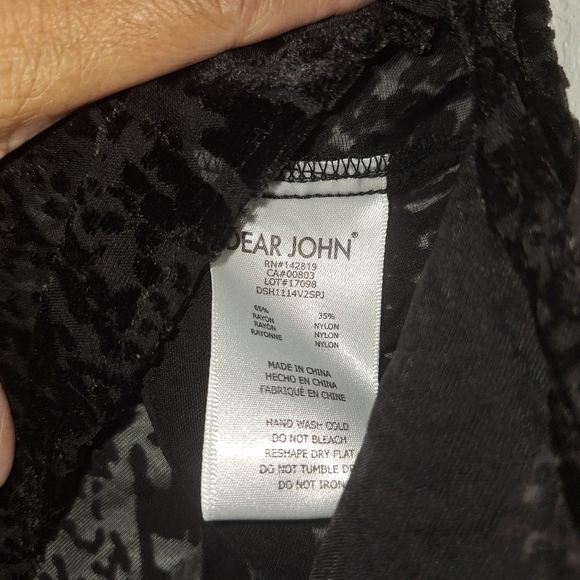 NWT Dear John Verona Spotted Velvet Sheer Top Size S Black Short Sleeve - Picture 11 of 13